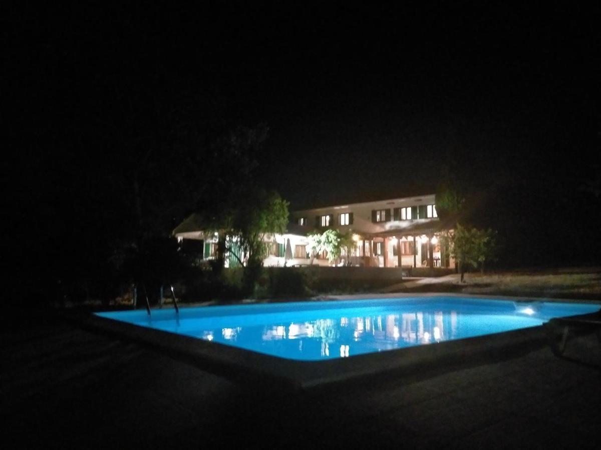 La Casa Del Ingles - Robledillo De La Jara Villa Buitenkant foto