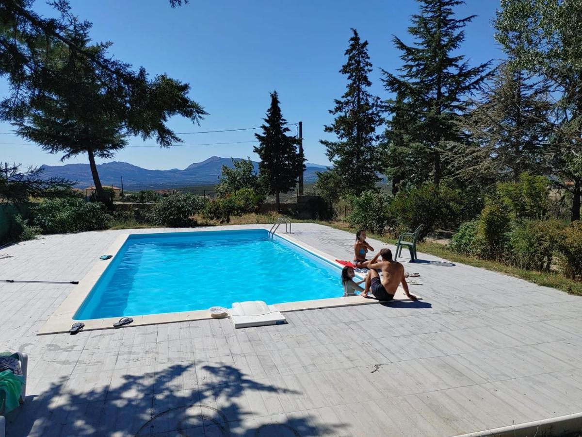 La Casa Del Ingles - Robledillo De La Jara Villa Buitenkant foto
